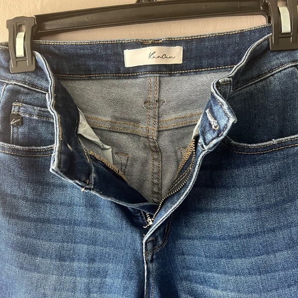 🛍️KanCan Dark Wash Jeans Cropped Size 3 - Picture 2 of 6
